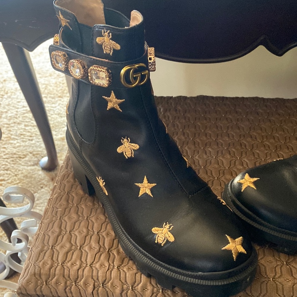 Elaborate design ankle boots